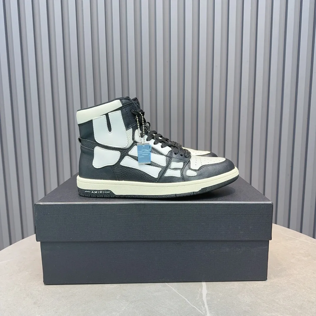 Men's shoes💰620💰 AMIRI AMIRI trendy brand hot sale🔥 Available all year round✅Couples💑 Official website synchronization Imported fabrics 1⃣️ratio 1⃣️Re-engraved, original factory special original sole, 35-45 (38.45. Non-refundable)